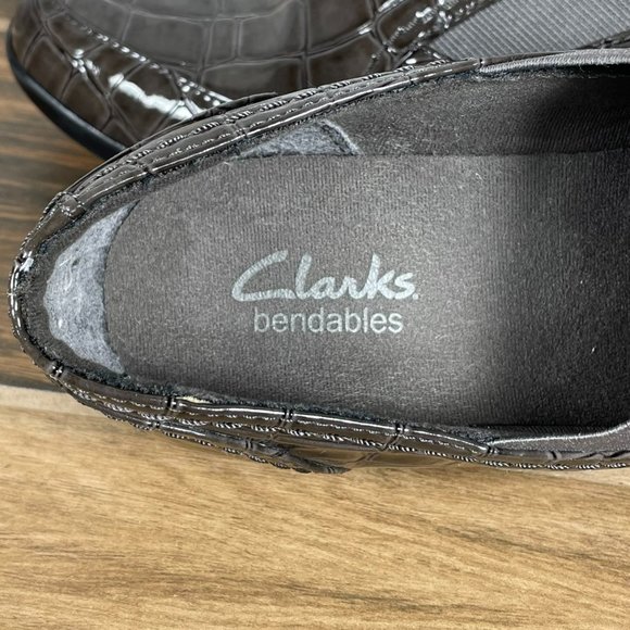 Clarks Bendables Slip On Loafer Dark Taupe Croc Print Faux Leather 36840 Wns 7.5 - Picture 9 of 11
